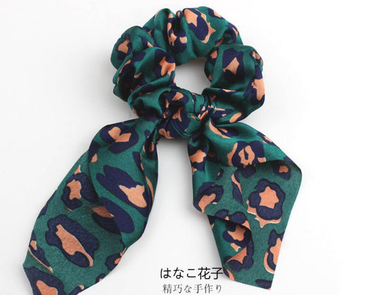 4pcs Leopard Pattern Silk Scarf Hair Scrunchie - www.Shopthatapp.com