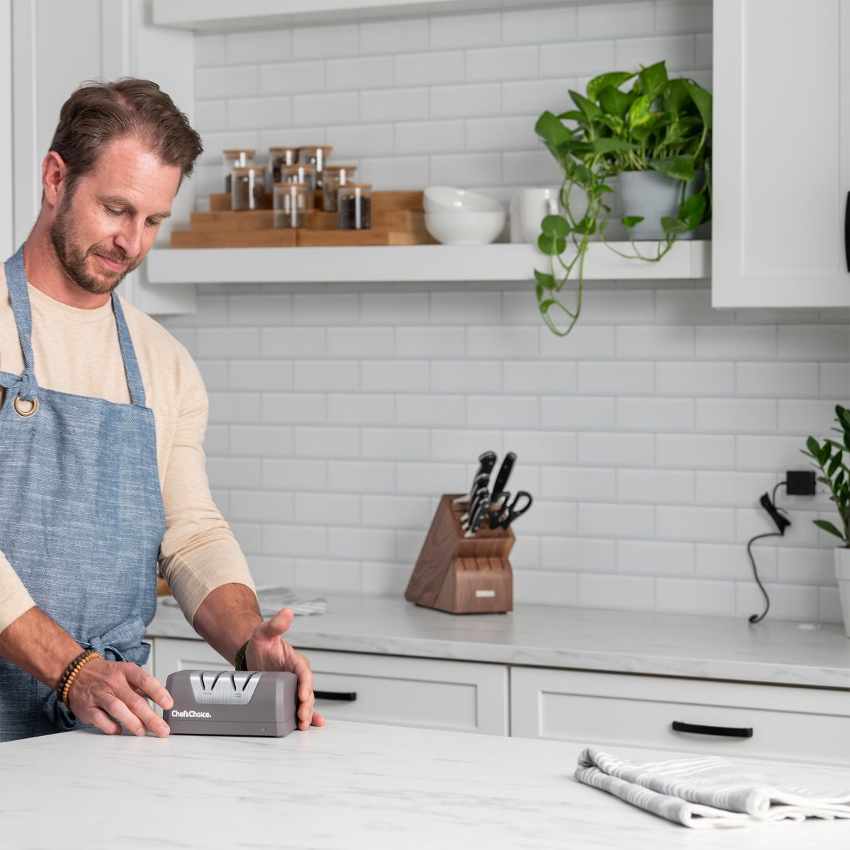 2 Stage Rechargeable Electric Knife Sharpener-Kitchen appliance-www.Shopthatapp.com-Snake Oil Guru