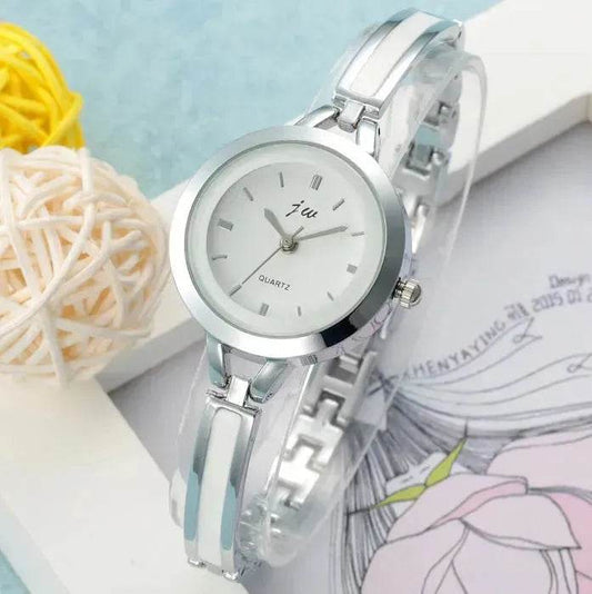 Women's bracelet watch - www.Shopthatapp.com