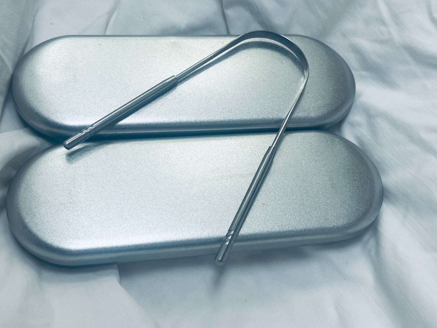 Tongue Scrapper l Stainless Steel Tongue Scrapper l Zero Waste Tongue Scrapper - www.Shopthatapp.com