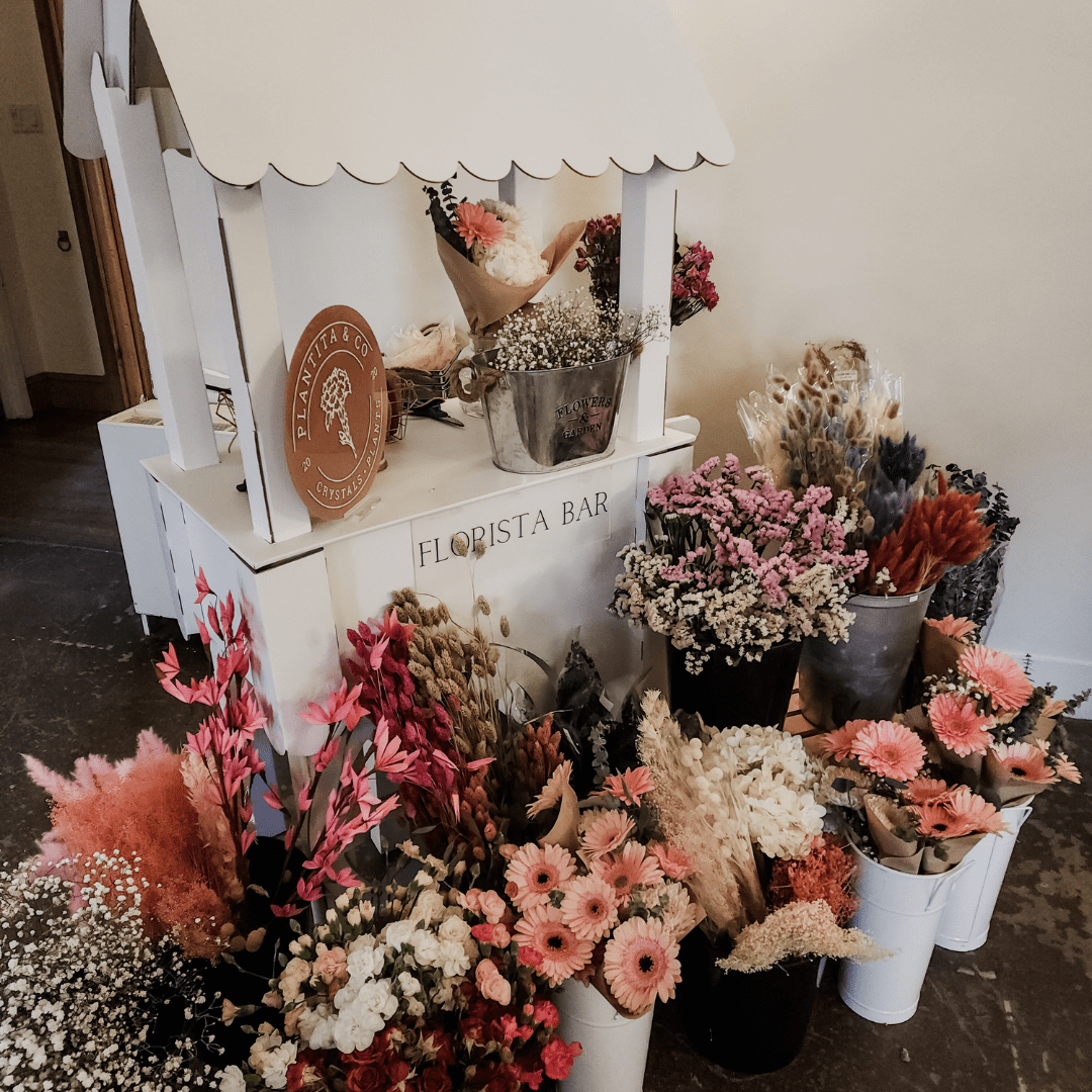 Flower Crown Experience - Make your own flower crown workshop - www.Shopthatapp.com