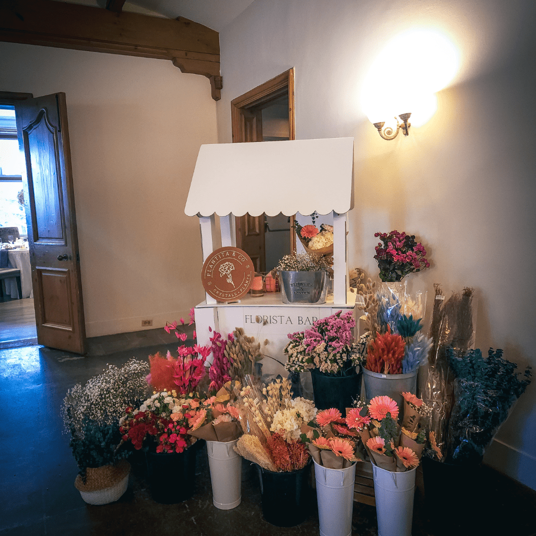 Flower Crown Experience - Make your own flower crown workshop - www.Shopthatapp.com