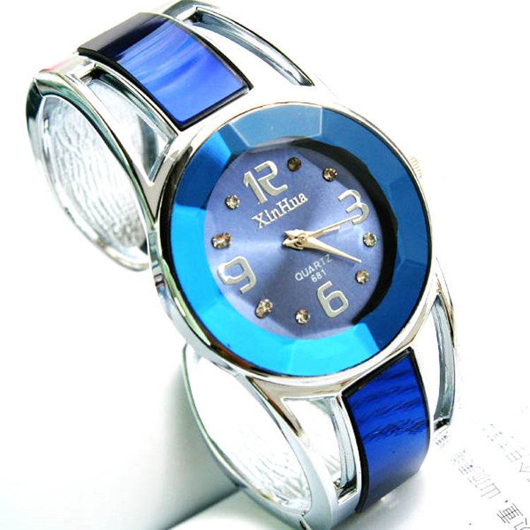 Ladies bracelet watch - www.Shopthatapp.com