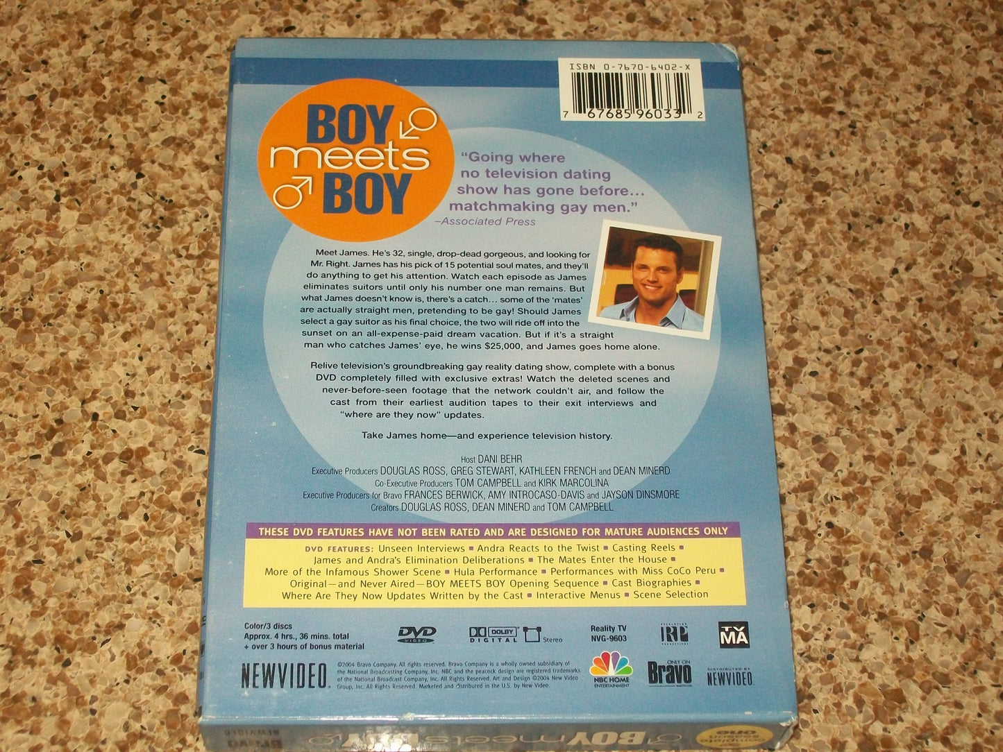 Boy Meets Boy:S1 - www.Shopthatapp.com