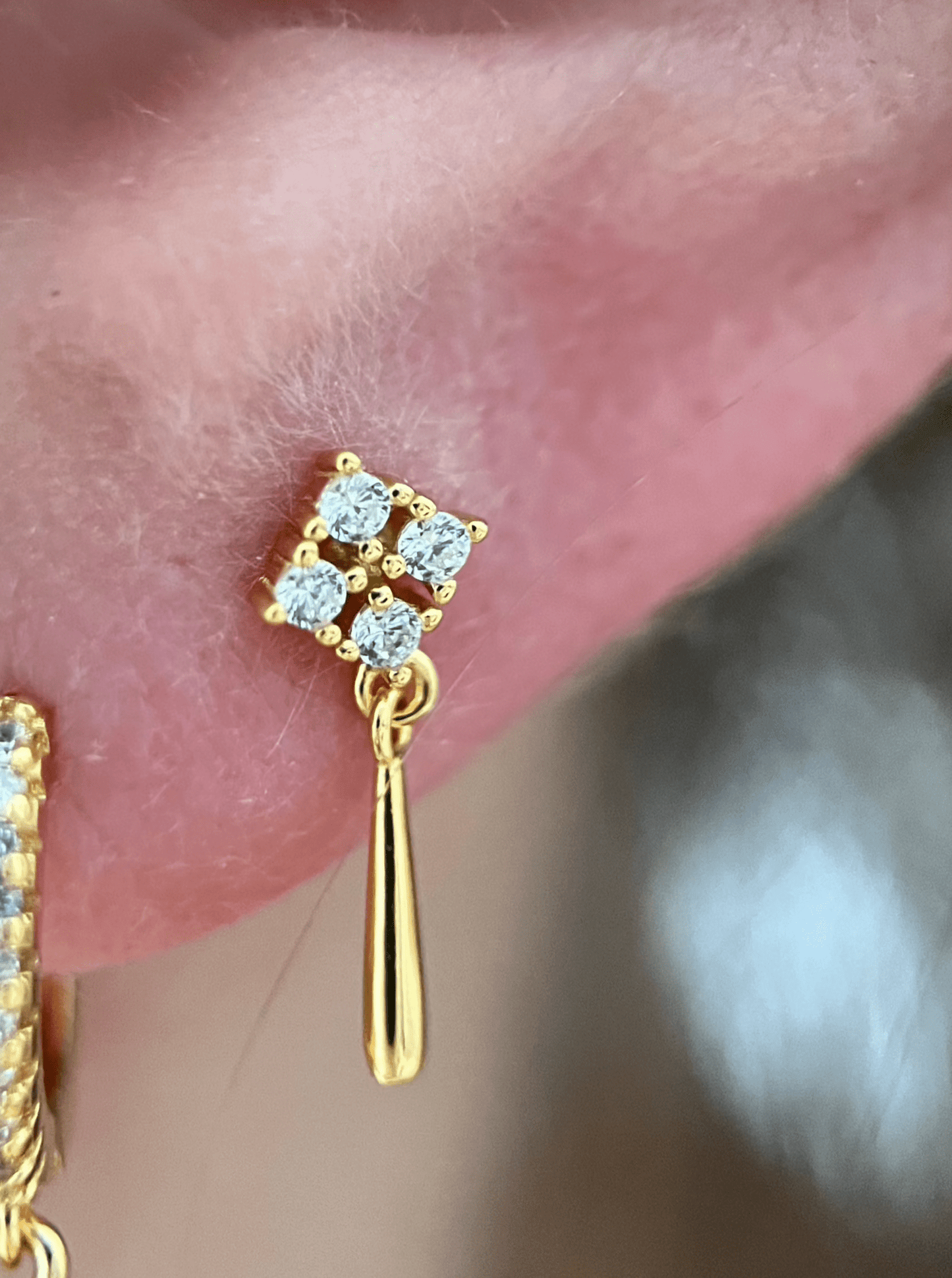 925 Fine Zircon Droplet Single Stud