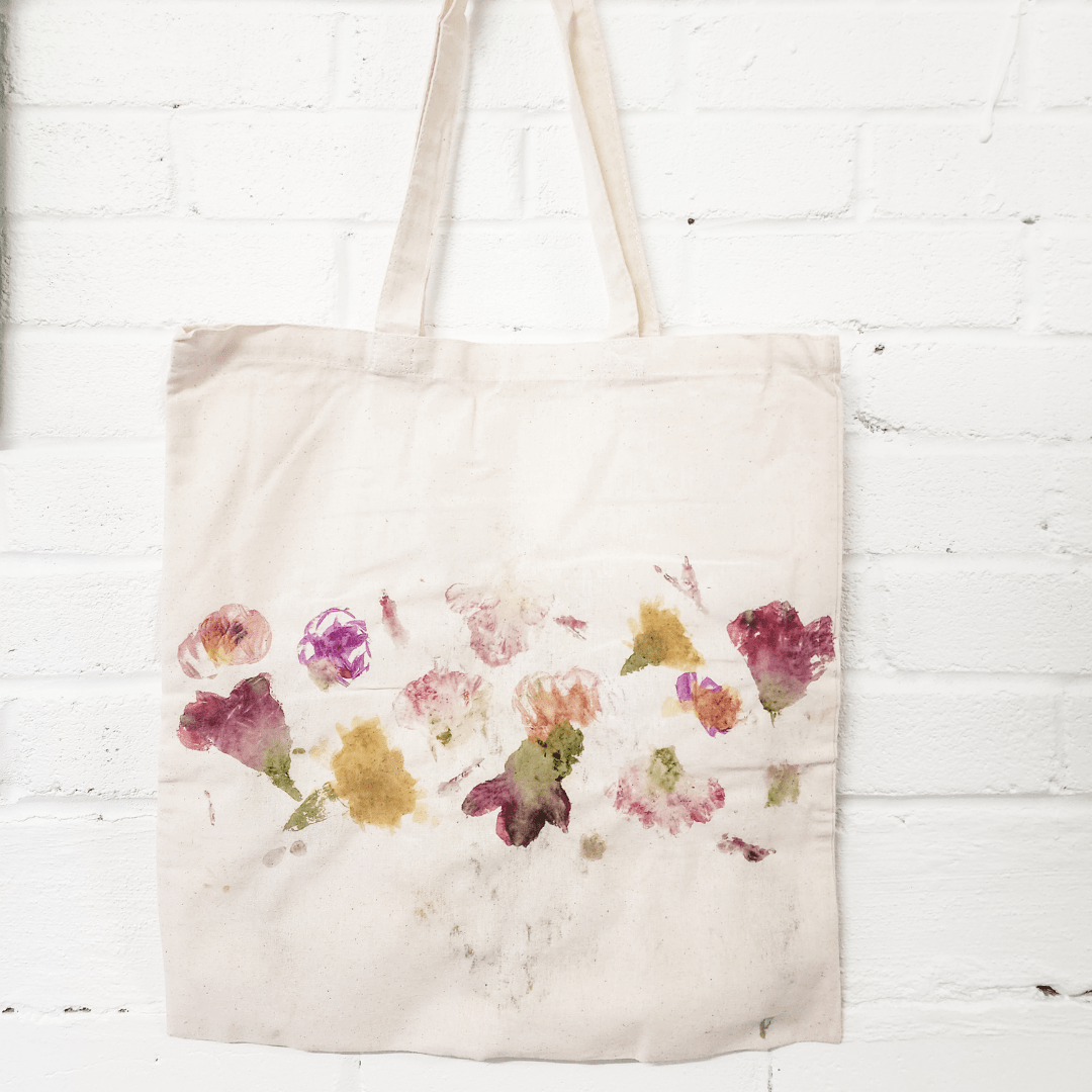 Peinture avec des pétales - Atelier de fleurs pressées