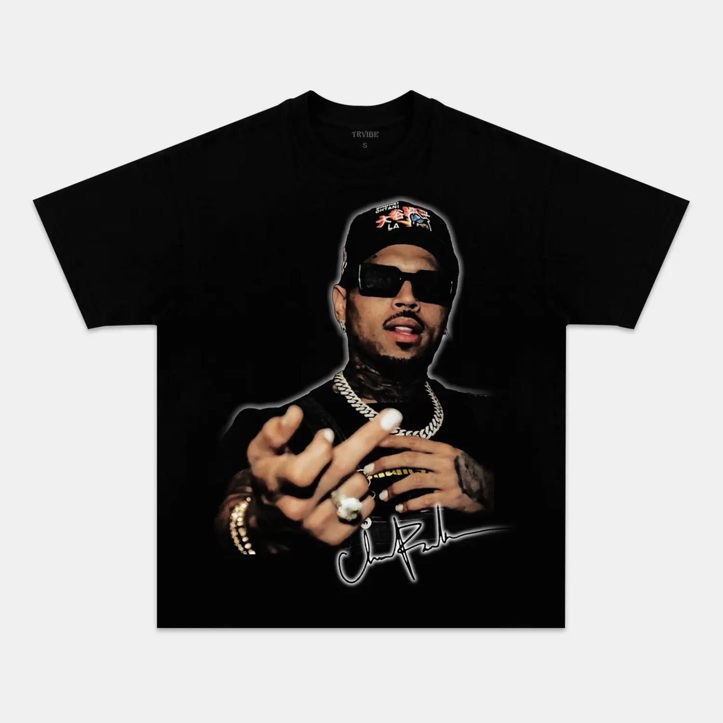 Chris Brown: Music Icon Tee V12 - www.Shopthatapp.com