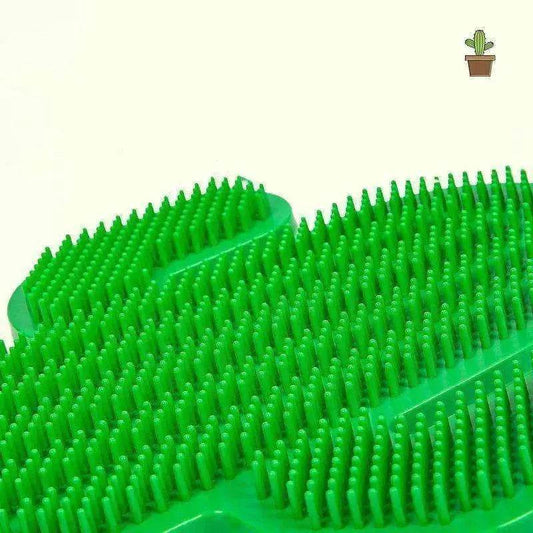 Cactus Design Cat Hair Scrubber Corner Tickle Toy - www.Shopthatapp.com