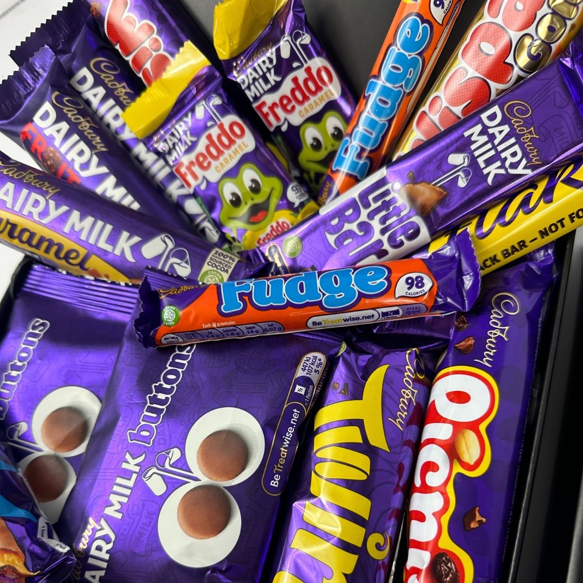 Cadbury Chocolate Signature Gift Hamper-Food and beverage-www.Shopthatapp.com-HamperWell