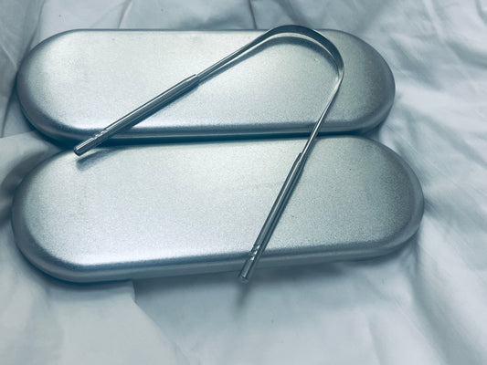Tongue Scrapper l Stainless Steel Tongue Scrapper l Zero Waste Tongue Scrapper - www.Shopthatapp.com