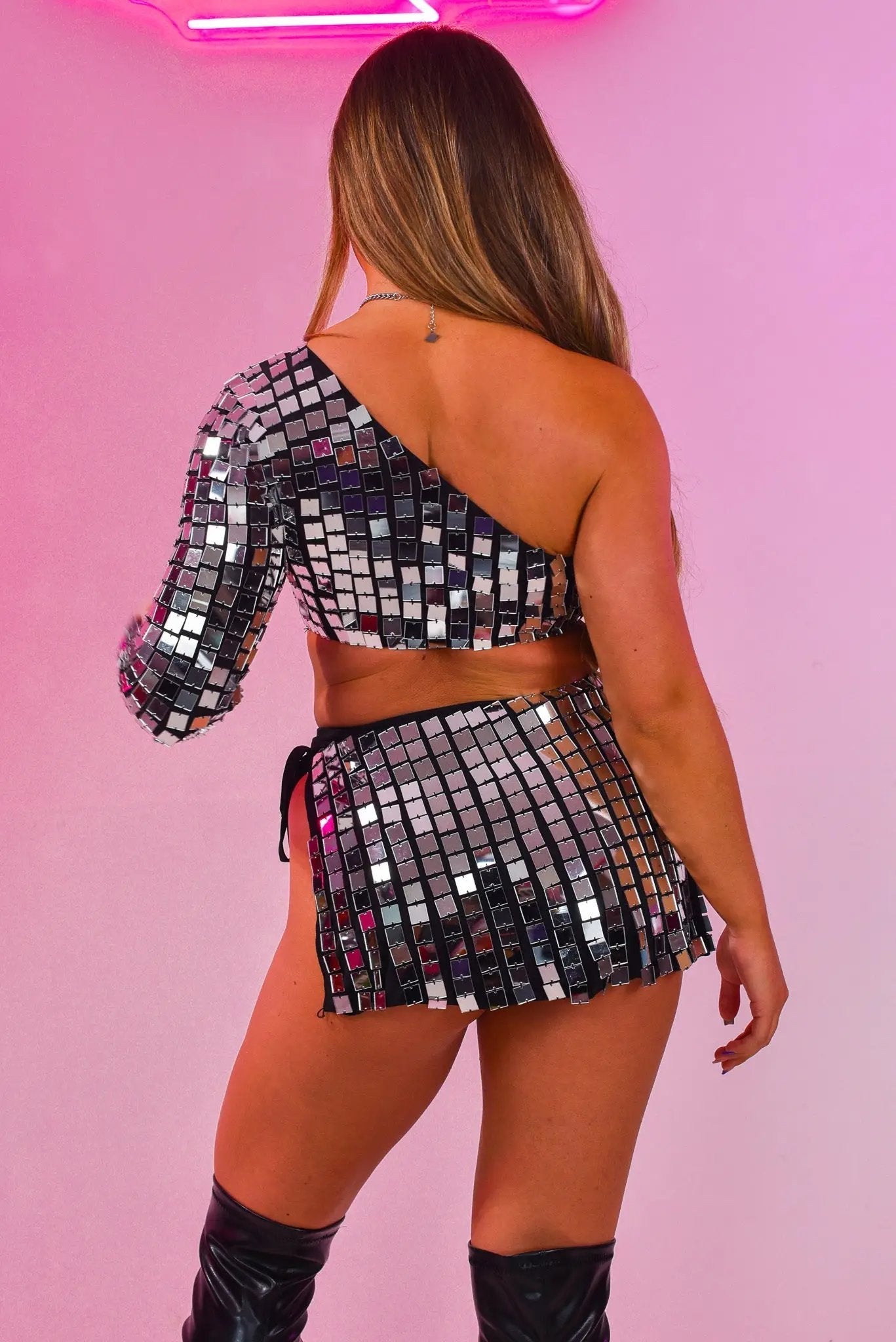 Molly Mirror One Sleeve Crop Top - www.Shopthatapp.com