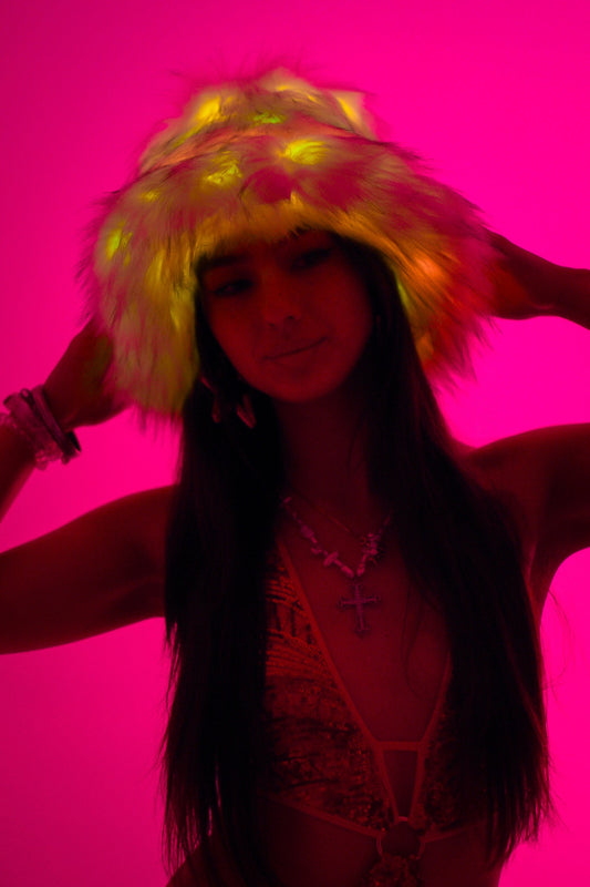 Afterglow LED hat - www.Shopthatapp.com