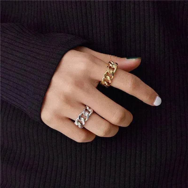 Fashionable with unique chain design ring - www.Shopthatapp.com