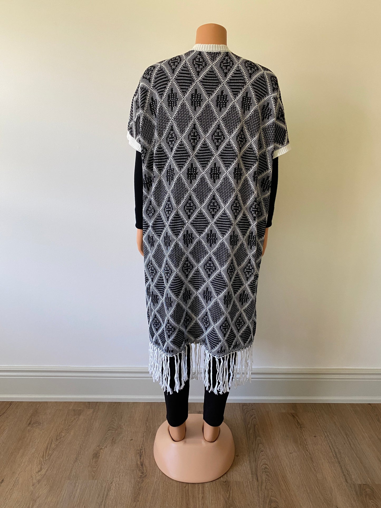 Women's Long Cover-up w/Tassels-2 Cols-2 Sizes-12pcs OR 8pcs OR 4pcs PACK - www.Shopthatapp.com