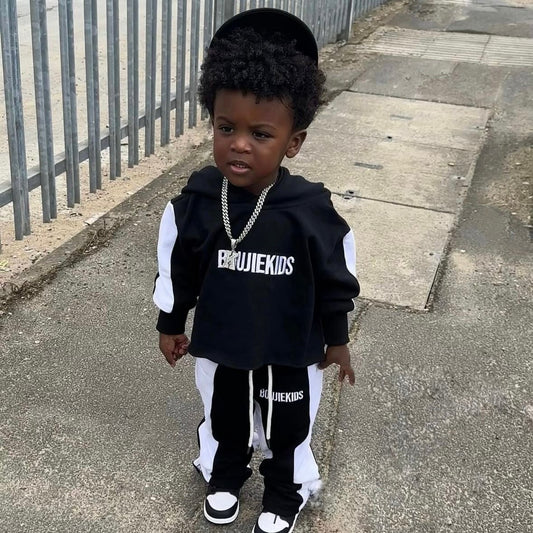 Straight Leg Tracksuit - www.Shopthatapp.com