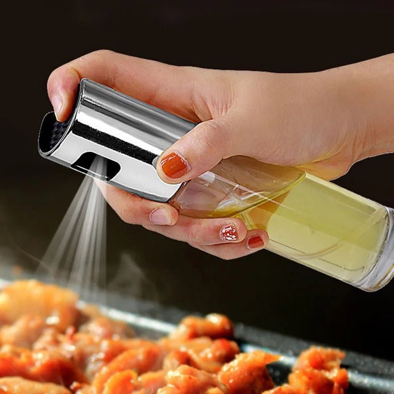 Spray Bottle 100ml with mini funnel - www.Shopthatapp.com