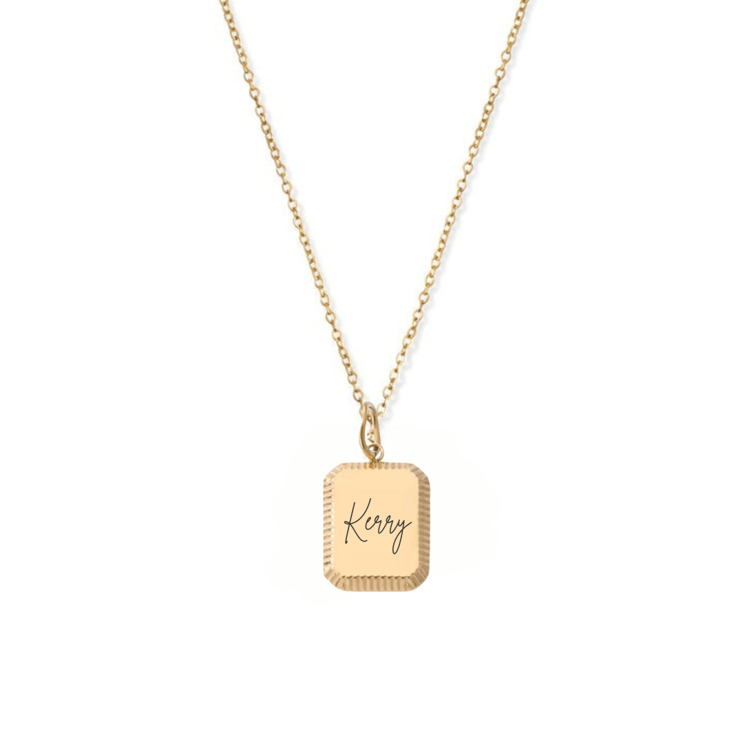 Collier avec étiquette vintage gravée sur mesure