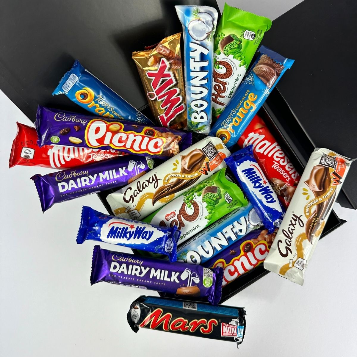 Mega Mix Chocolate Signature Gift Hamper-Food and beverage-www.Shopthatapp.com-HamperWell