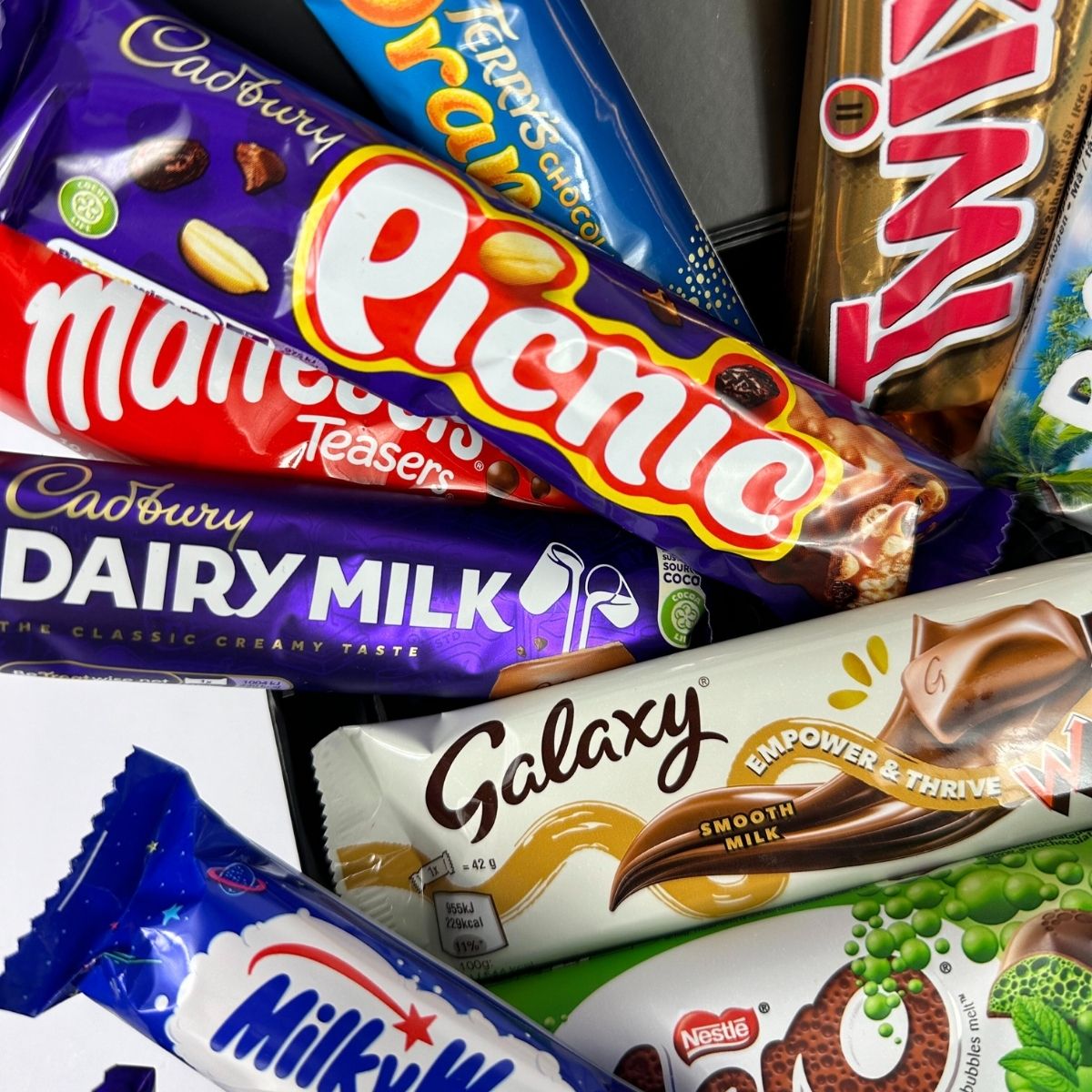 Mega Mix Chocolate Signature Gift Hamper-Food and beverage-www.Shopthatapp.com-HamperWell