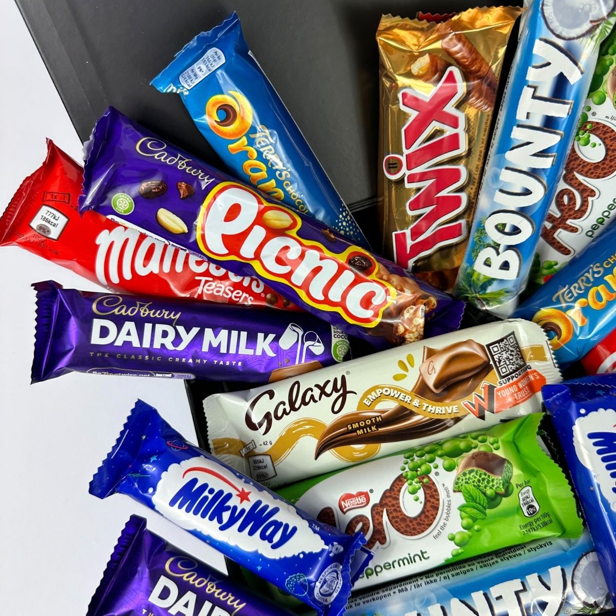 Mega Mix Chocolate Signature Gift Hamper-Food and beverage-www.Shopthatapp.com-HamperWell