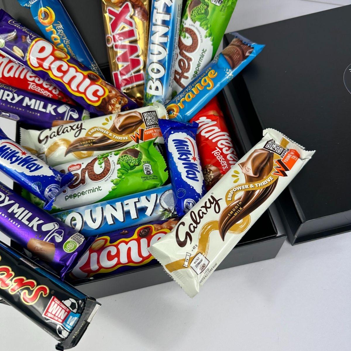 Mega Mix Chocolate Signature Gift Hamper-Food and beverage-www.Shopthatapp.com-HamperWell