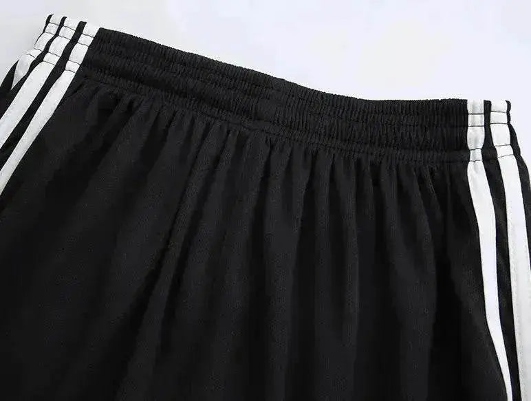 Men's football uniform - www.Shopthatapp.com #