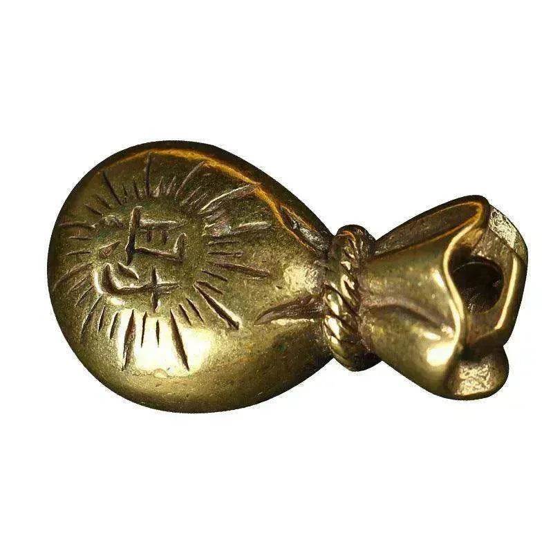 Money bag keychain - www.Shopthatapp.com