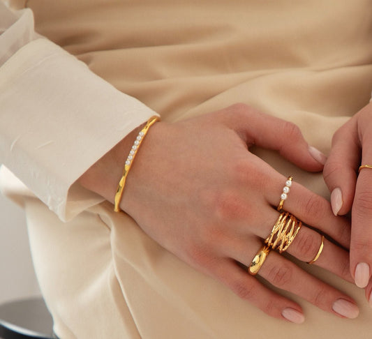 Pearl Molten Cuff (Sample Sale) - www.Shopthatapp.com