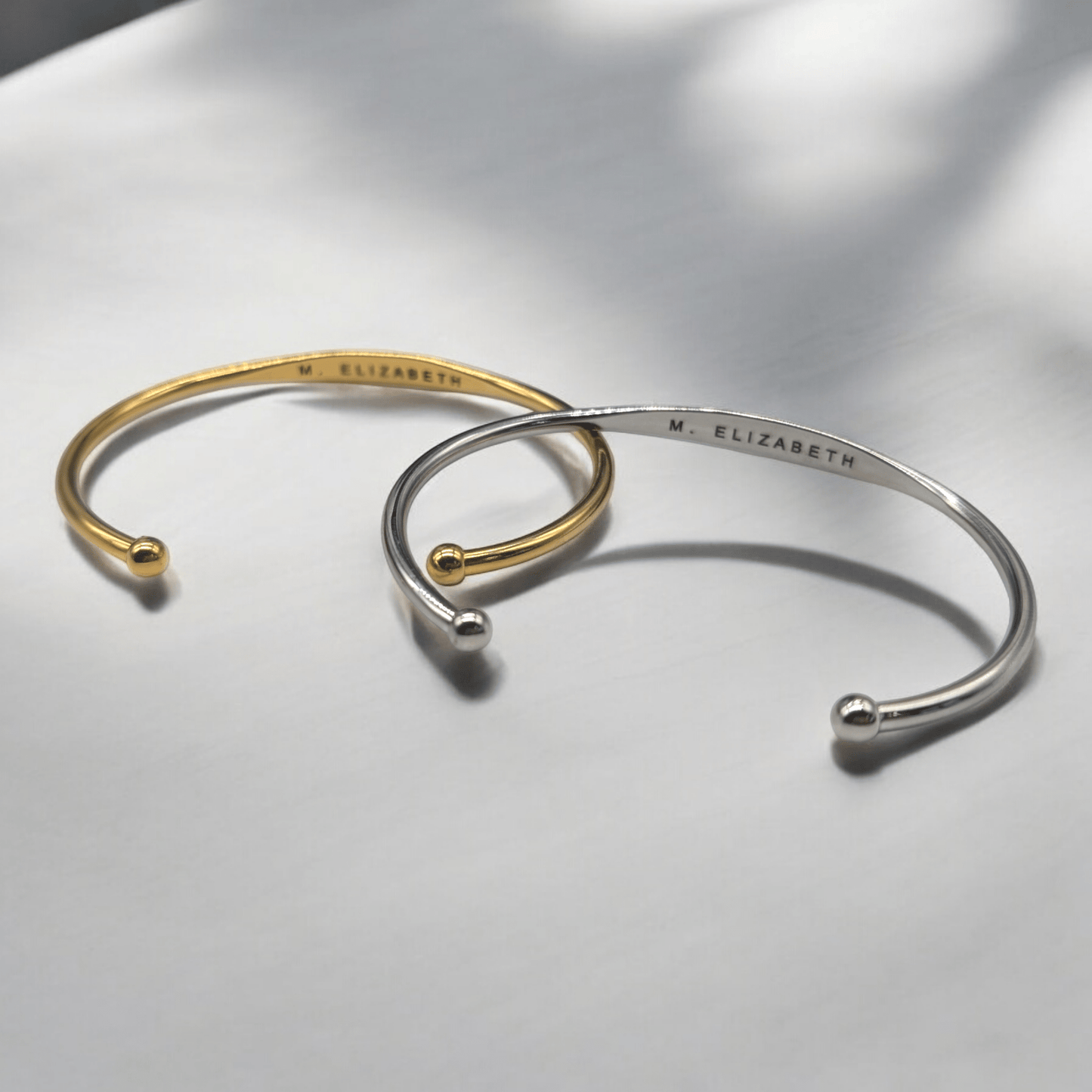 Bracelet jonc Torque en argent gravé