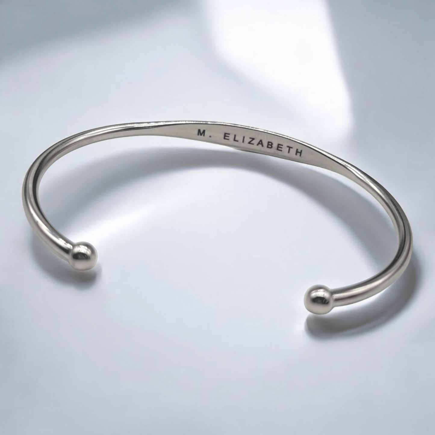 Bracelet jonc Torque en argent gravé