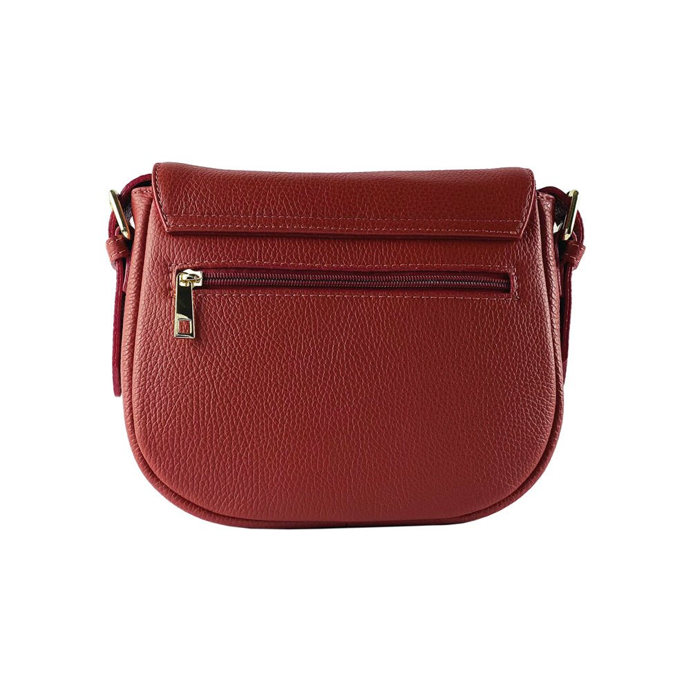 RB1002V | Borsa a Tracolla in Vera Pelle Made in Italy con Tracolla removibile in pelle e attacchi con fibbie in metallo Oro Lucido - Colore Rosso - Dimensioni: cm 26 x 20 x 10 - www.Shopthatapp.com