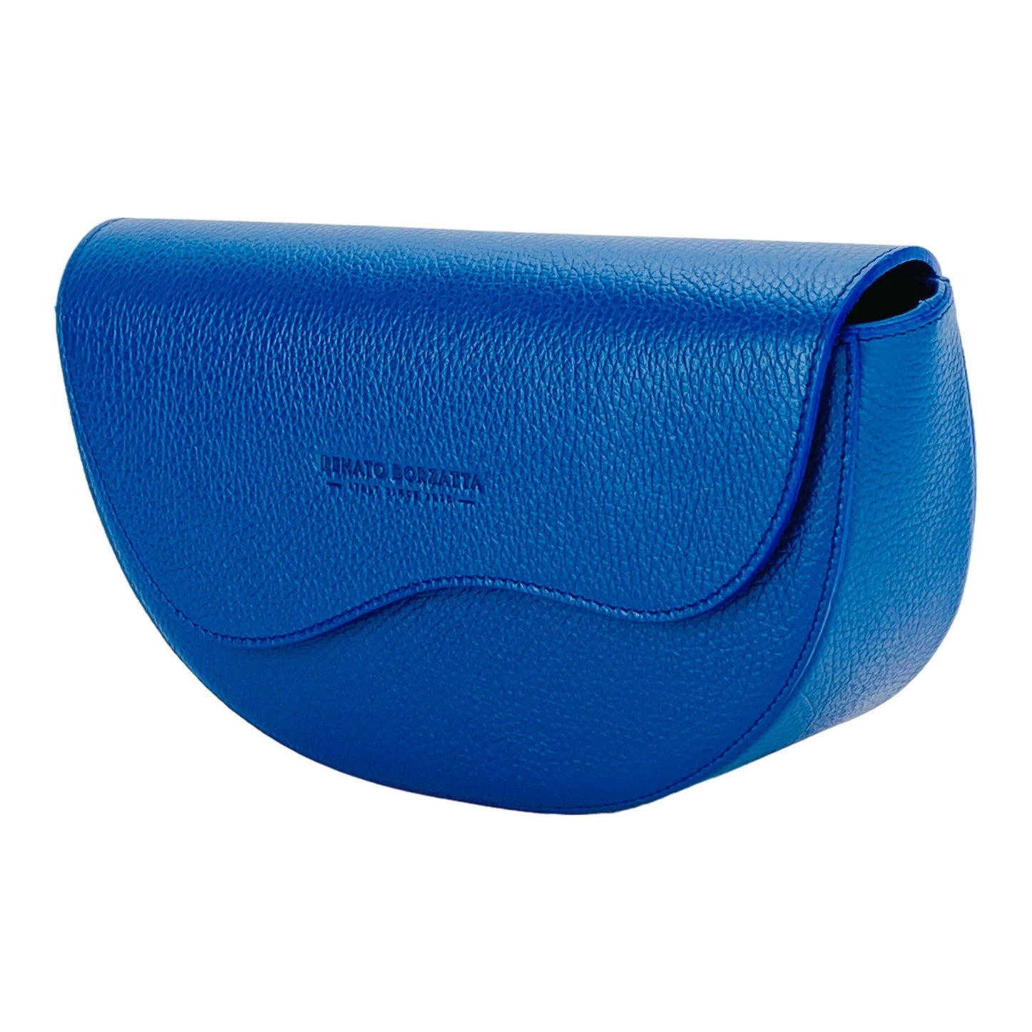 RB1027CH | Borsa Donna a Bandoliera stondata in Vera Pelle Made in Italy. Tracolla removibile e regolabile in pelle. Accessori Nickel Lucido - Colore Blu Royal - Dimensioni: cm 25 x 15 x 9 - www.Shopthatapp.com