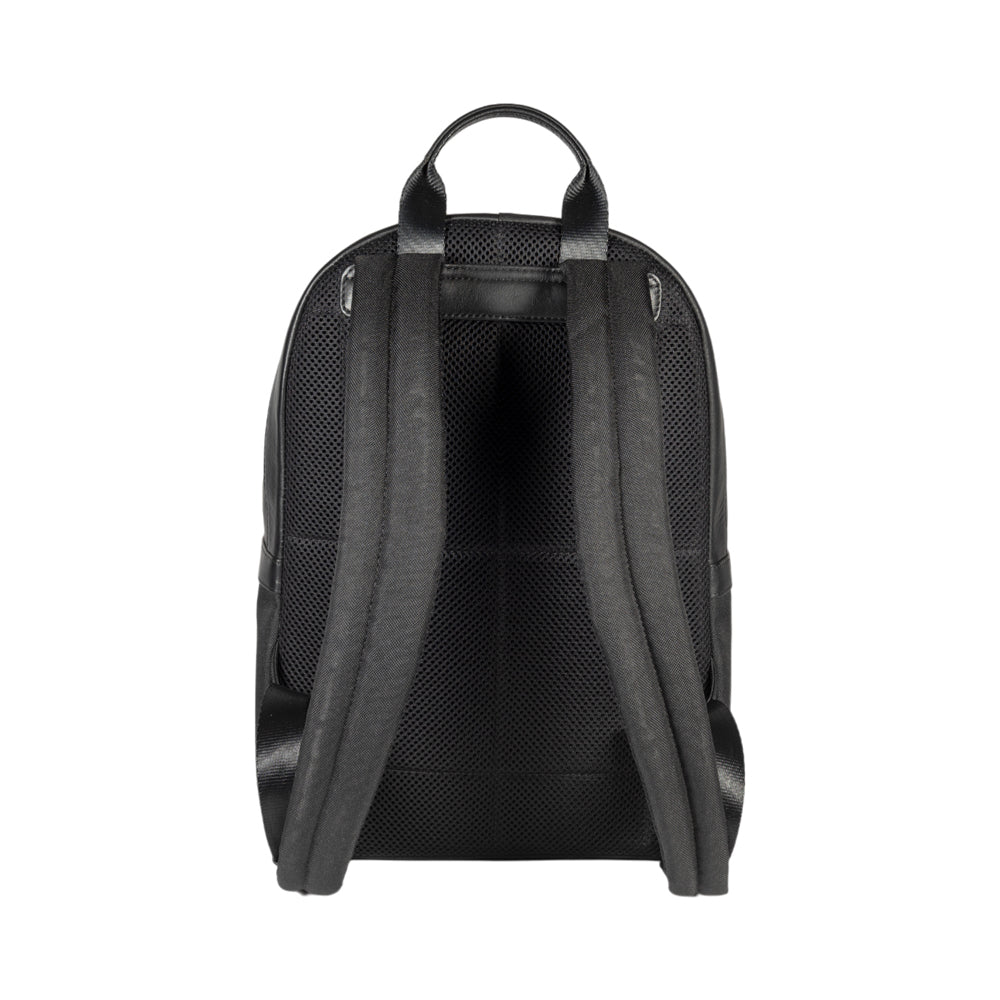 RB2001A | Zaino Porta Netbook/Tablet en Nylon/Vera Pelle, avec leggera grana. Chiusura con lampo e spallacci regolabili - Colore Nero - Dimensions: cm 27 x 38 x 14. Confezione: Sacchetto Tessuto non Tessuto
