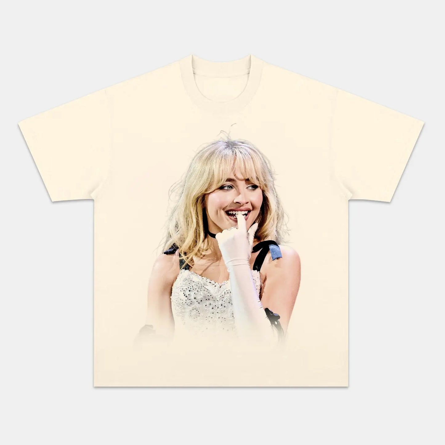Sabrina Carpenter: Music Icon Tee V7 - www.Shopthatapp.com