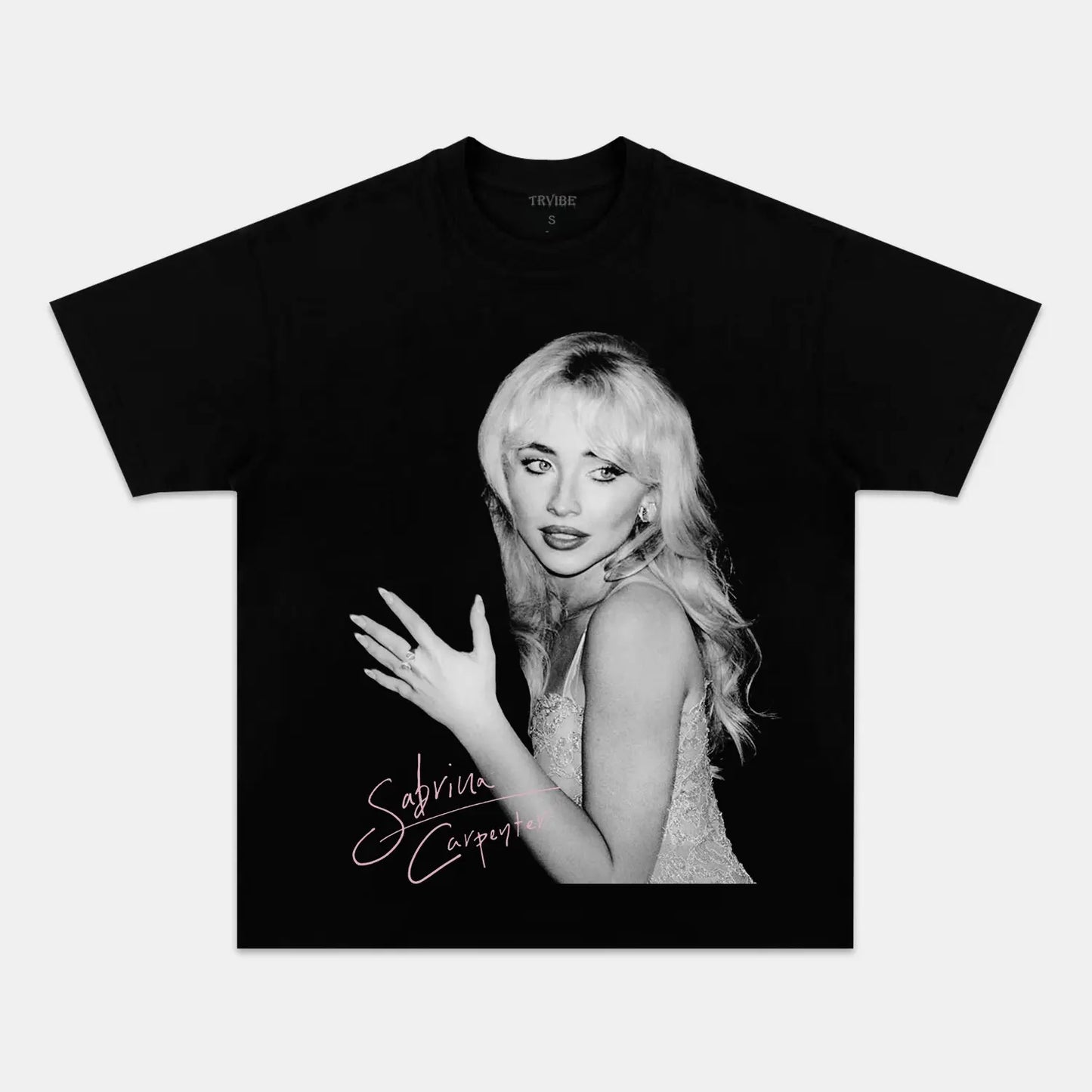 Sabrina Carpenter: Music Icon Tee V19 - www.Shopthatapp.com