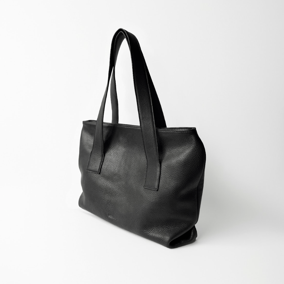 Leila Soft Tote Black - www.Shopthatapp.com