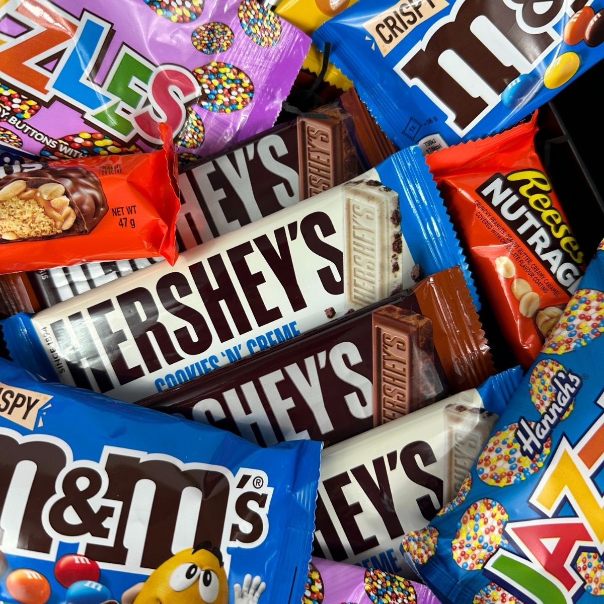 American Chocolate Signature Gift Hamper-Food and beverage-www.Shopthatapp.com-HamperWell