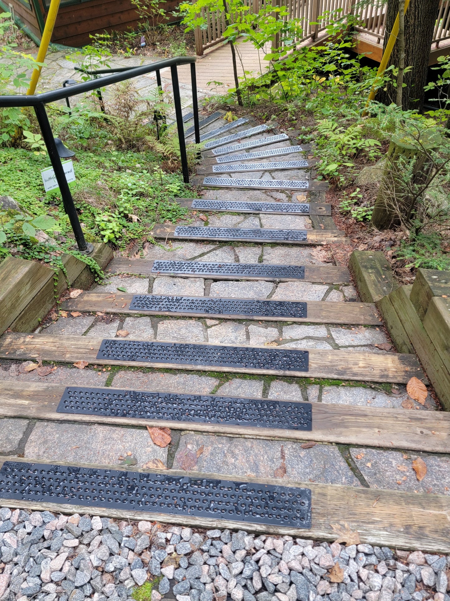 Aluminum Grip Stair Cover Treads - Signal Black, Includes Stainless Steel 1" Screws - 4" x 32" - www.Shopthatapp.com