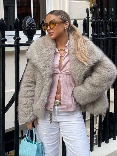 Annalise Faux Fur Coat - www.Shopthatapp.com