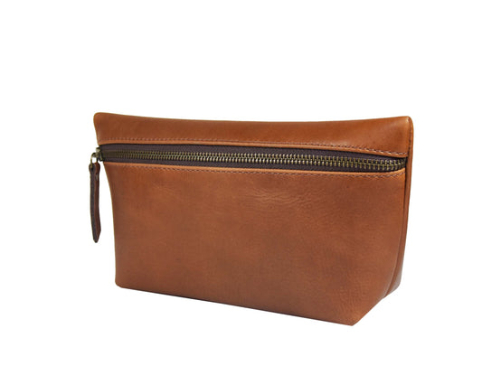 Belleza Leather Makeup Bag - Saddle - www.Shopthatapp.com