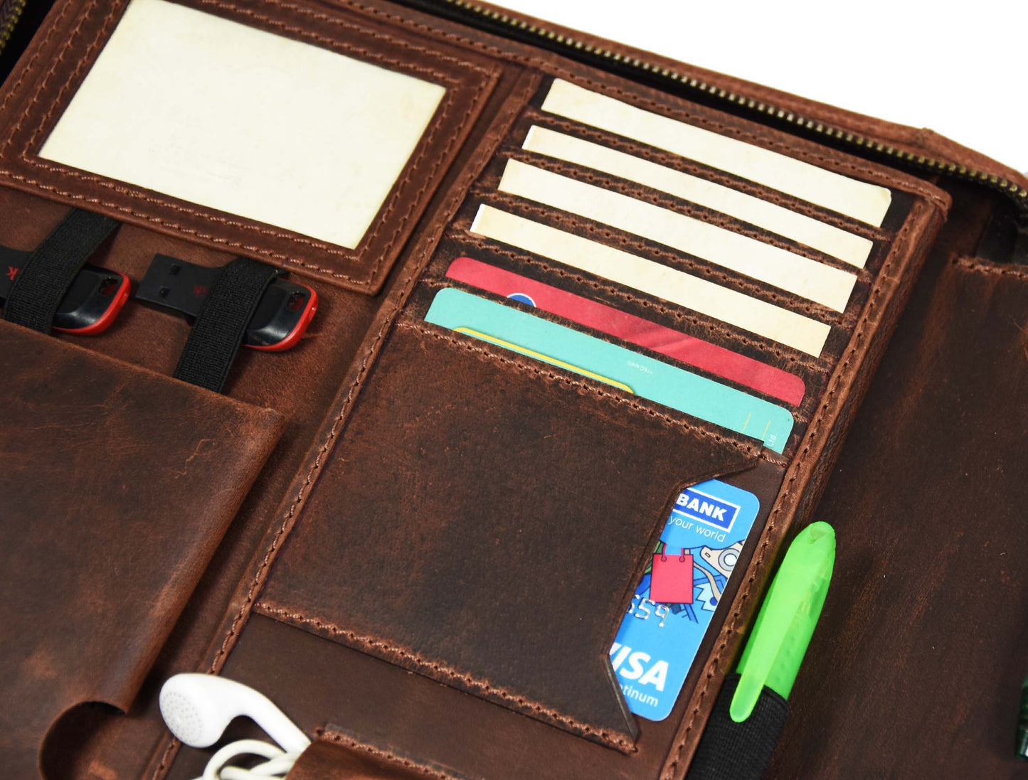 Caraquet Leather Travel Organizer - Walnut Brown - www.Shopthatapp.com