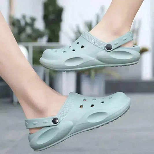 Casual Beach Baotou Sandals Non-slip Garden Clogs Shoes for Summer 2025 - www.Shopthatapp.com