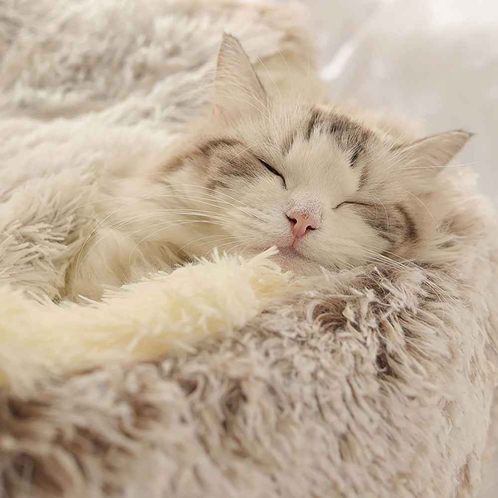 PetWithMe Cat and Dog Sleeping Bag - Cozy Pet Bed - www.Shopthatapp.com