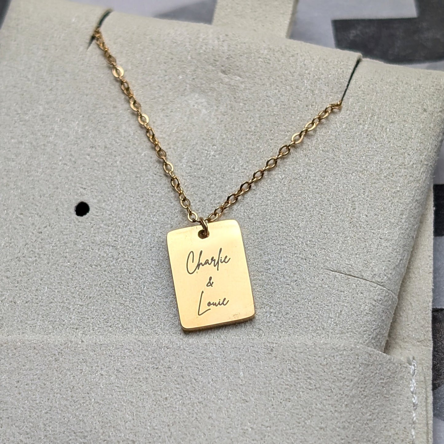Collier petit rectangle imprimé à la demande