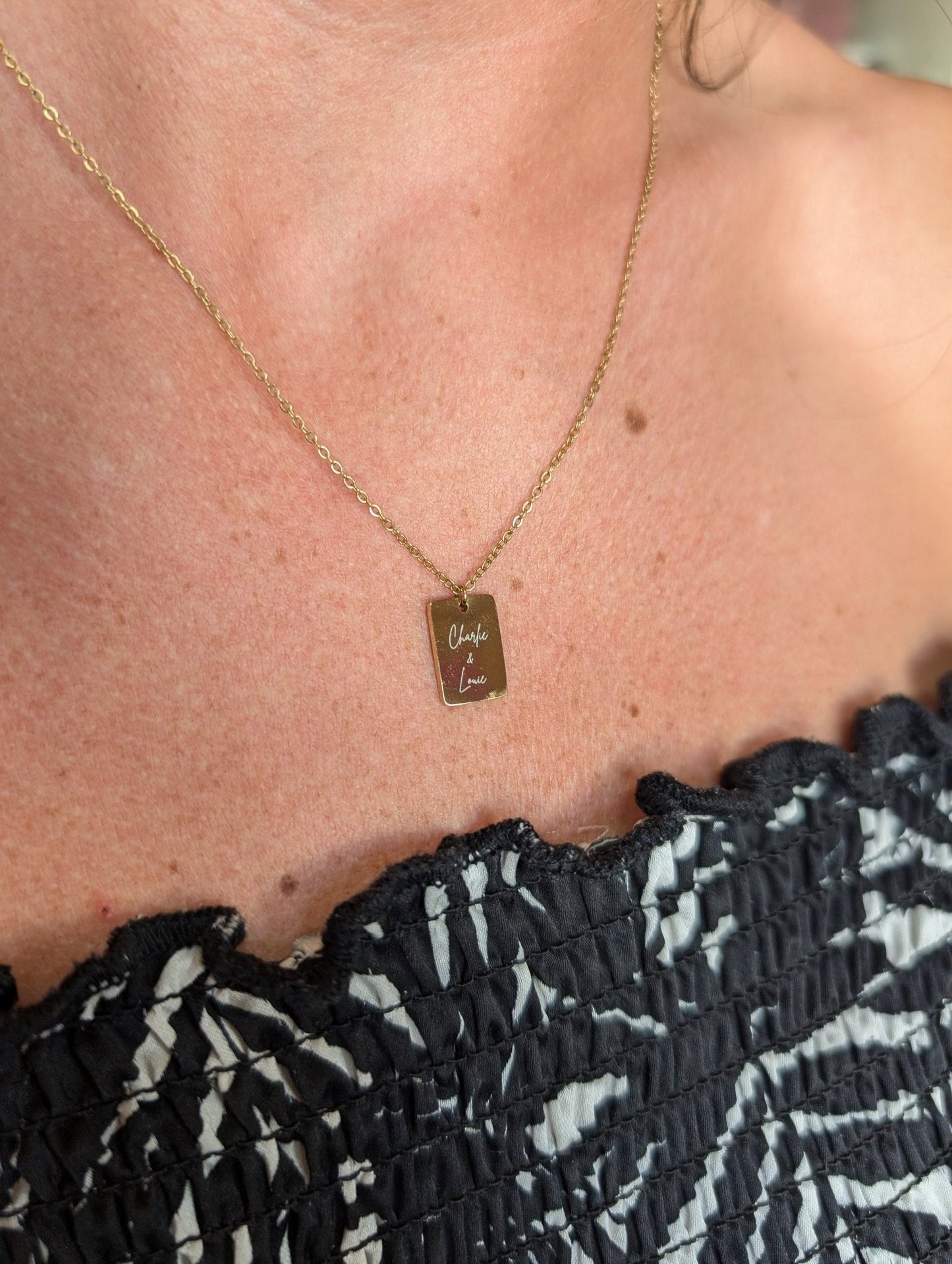 Collier petit rectangle imprimé à la demande