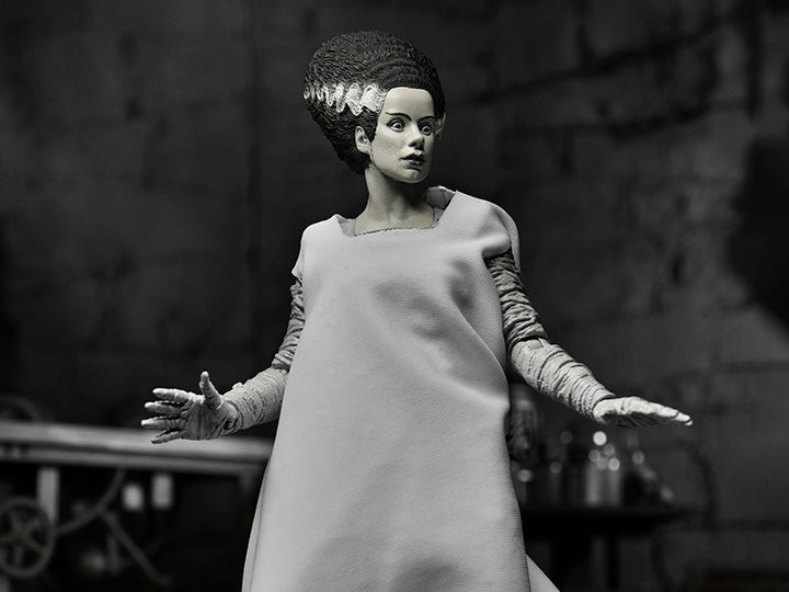Universal Monsters Ultimate Bride of Frankenstein (Black & White) - www.Shopthatapp.com