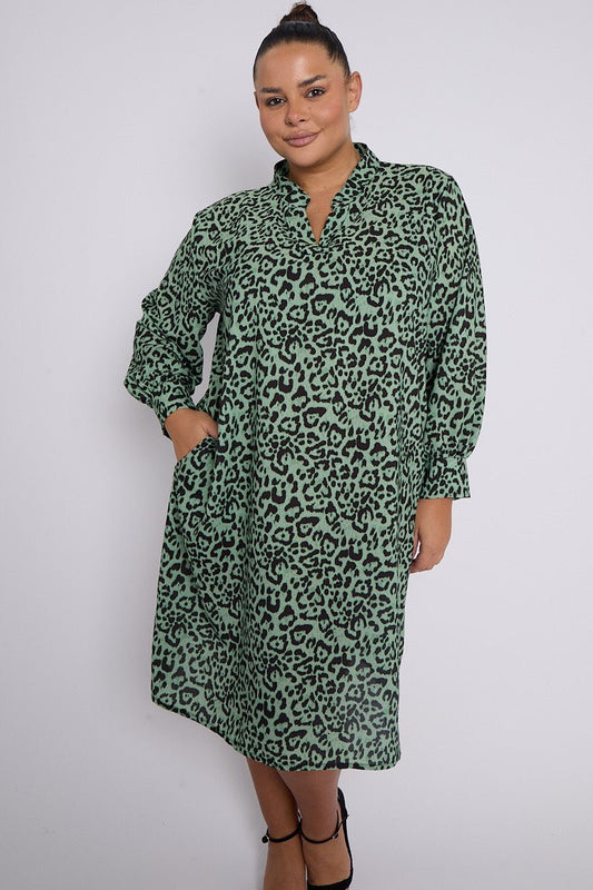 Eliana PLUS SIZE Green Animal Print Collar Style Dress With Pockets - www.Shopthatapp.com
