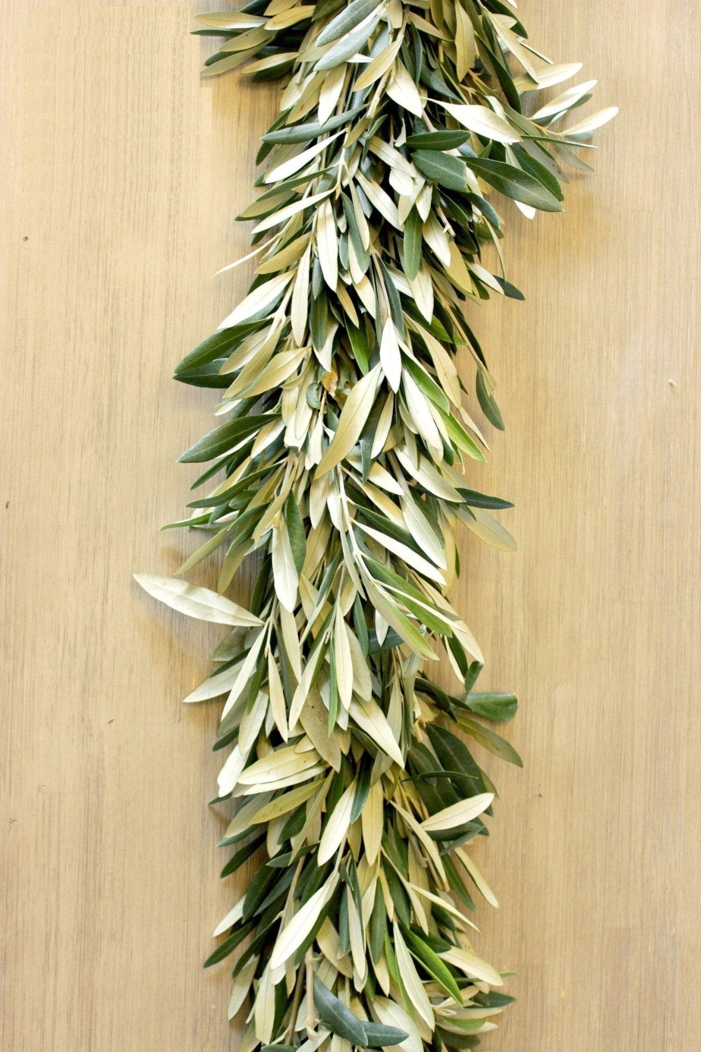 Fresh Garland Table Runner  - Eucalyptus, Baby' Breath, Ruscus - www.Shopthatapp.com