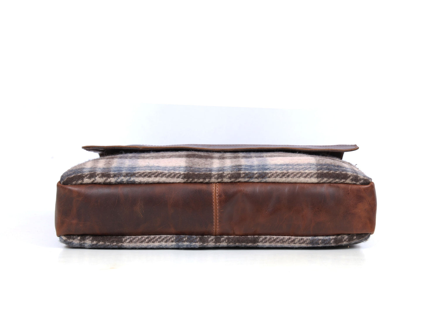 Hudson Leather & Tweed Messenger - Manchester Tweed - www.Shopthatapp.com