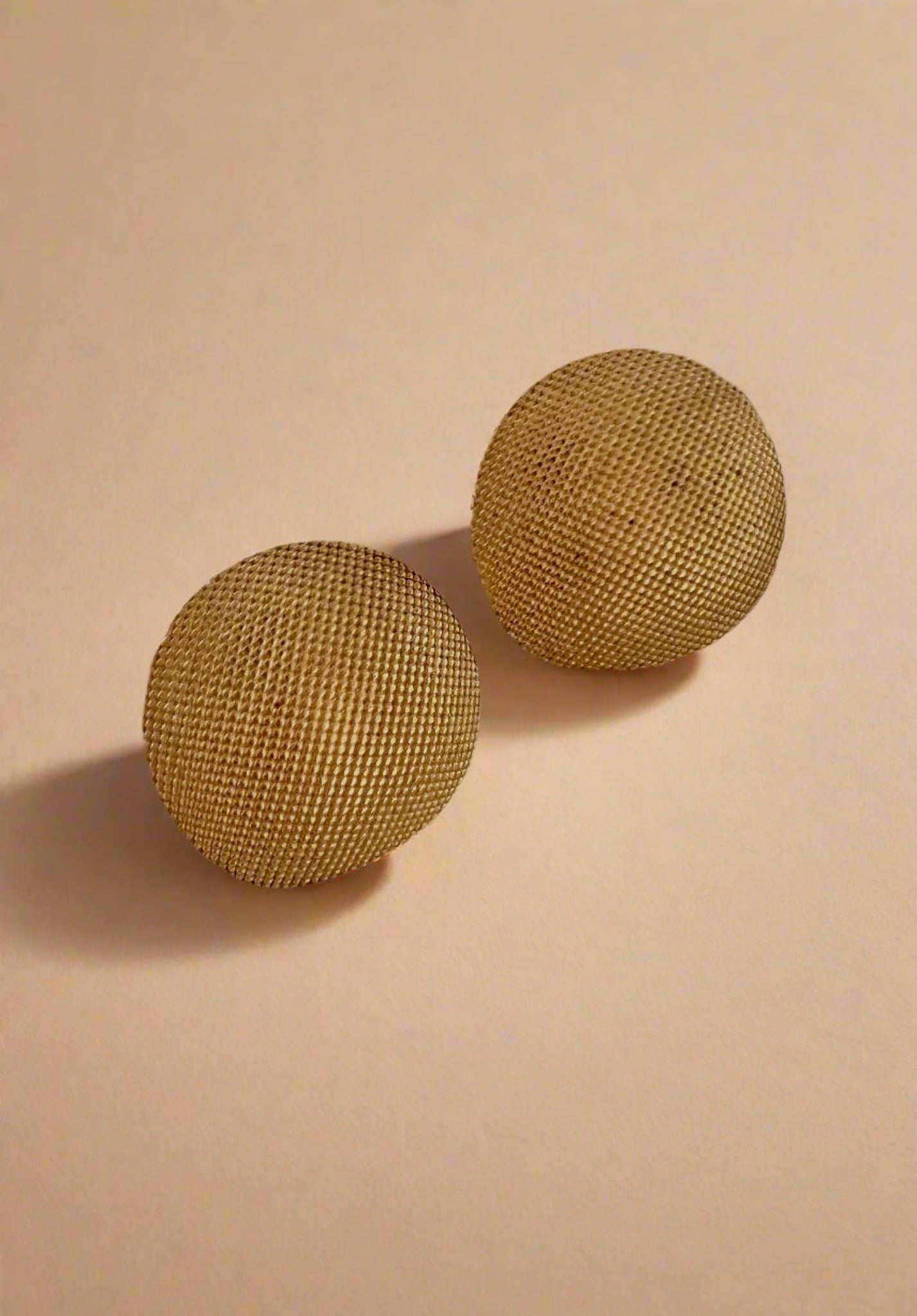 Woven Textured Round Studs - www.Shopthatapp.com